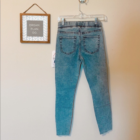 PULL-ON JOGGER JEANS - Picture 3 of 5